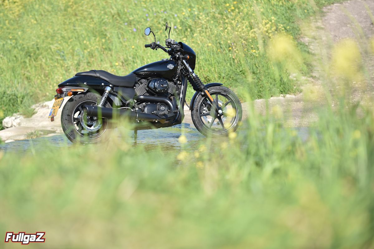 הארלי-דיווידסון מפטרת עובדים מהמפעל בקנזס