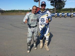 אלפרדו גומז עם אביעד אברהמי בשבדיה - השקת ליין 2015 של הוסקוורנה