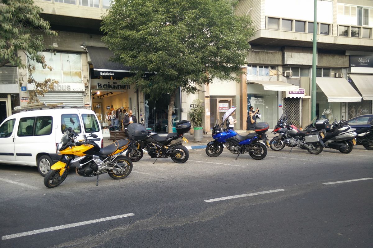 חונים כמו מכוניות