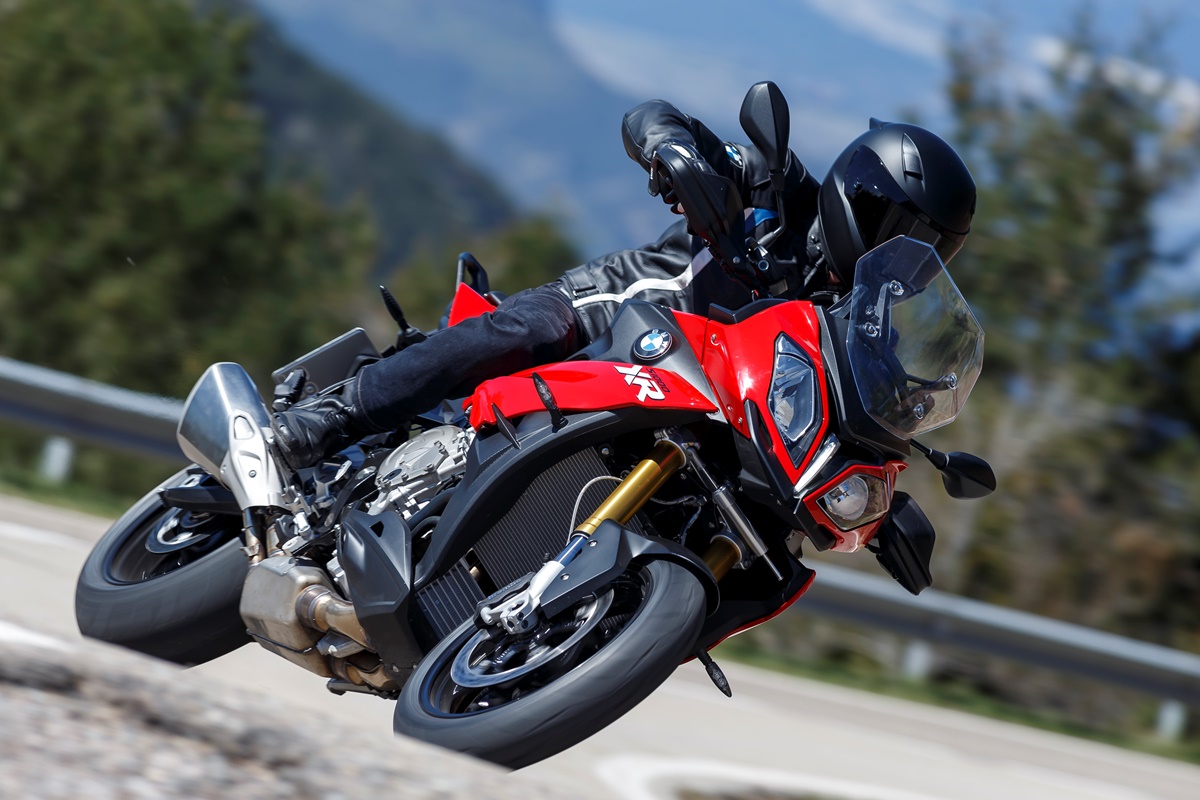 חדש בארץ: ב.מ.וו S1000XR