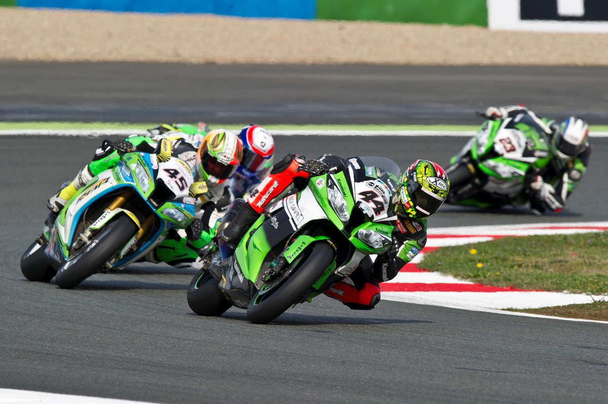 WSBK: ניצחון כפול לראיי במגני-קור