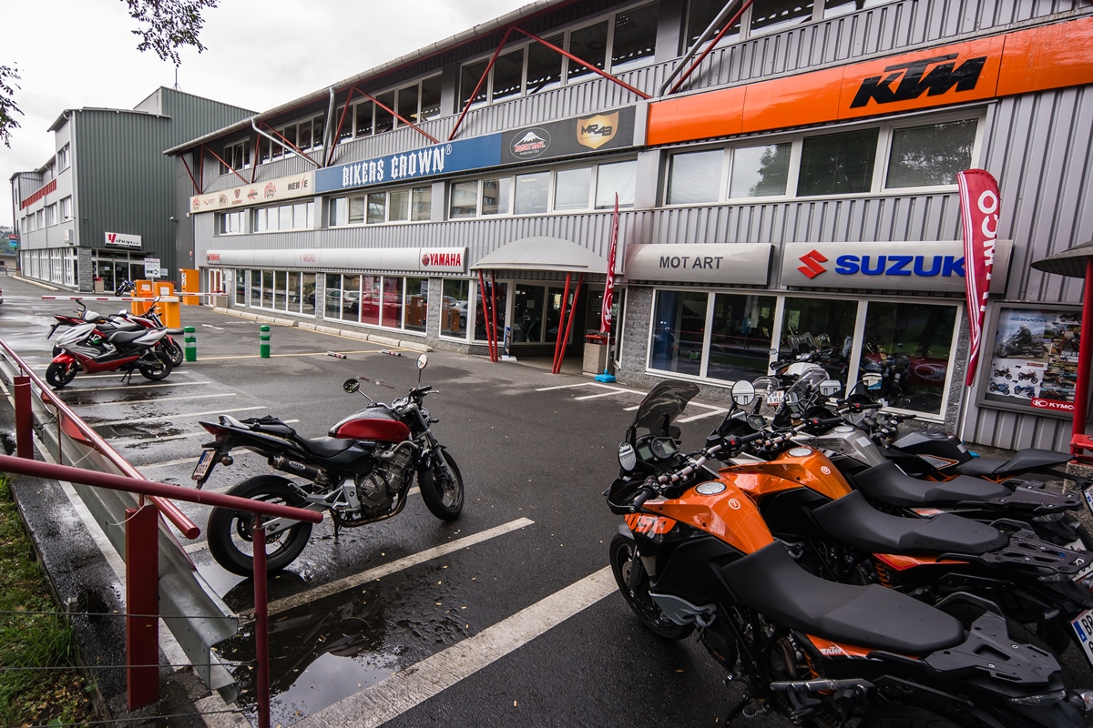 חנויות אופנועים בעולם: פראג