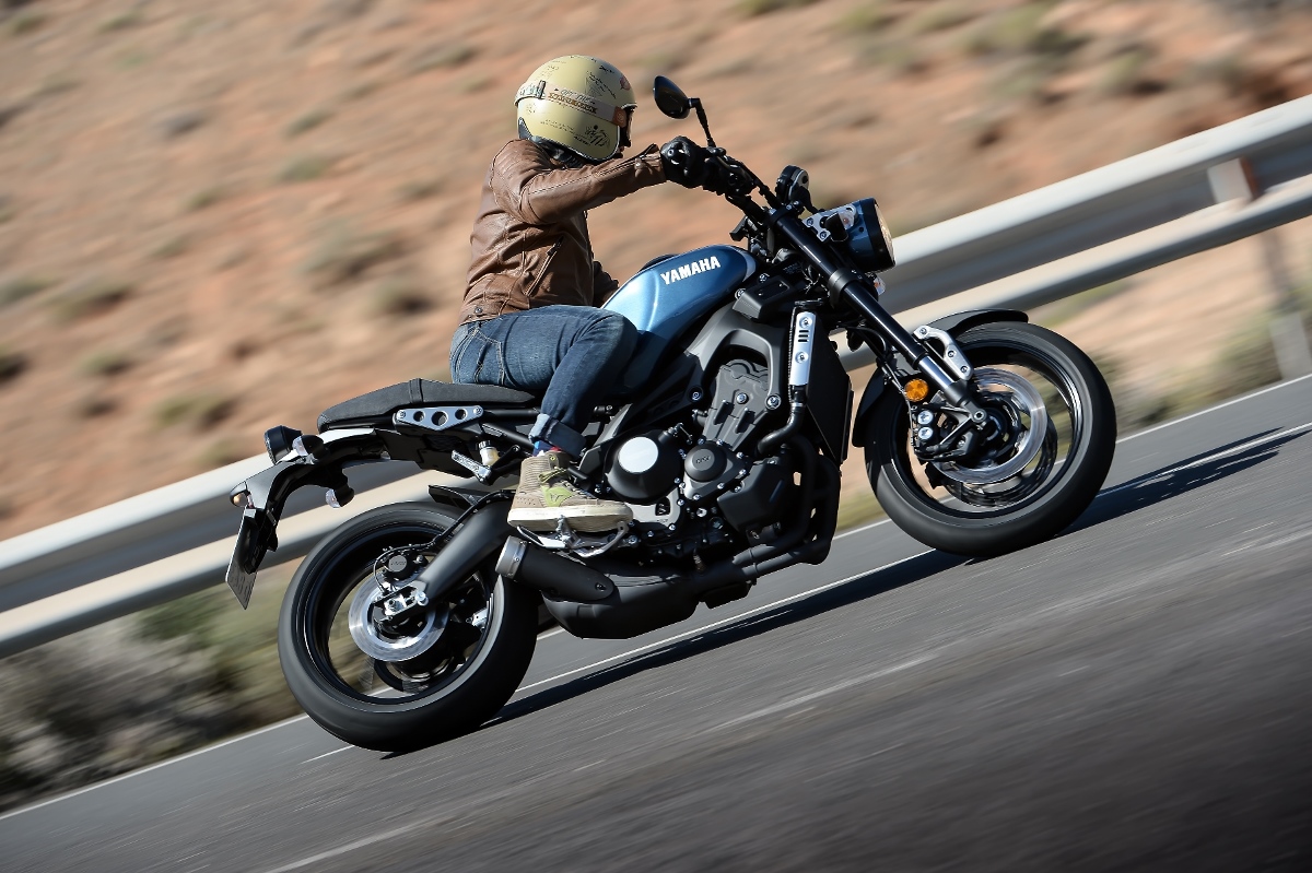 רכיבה ראשונה: ימאהה XSR900