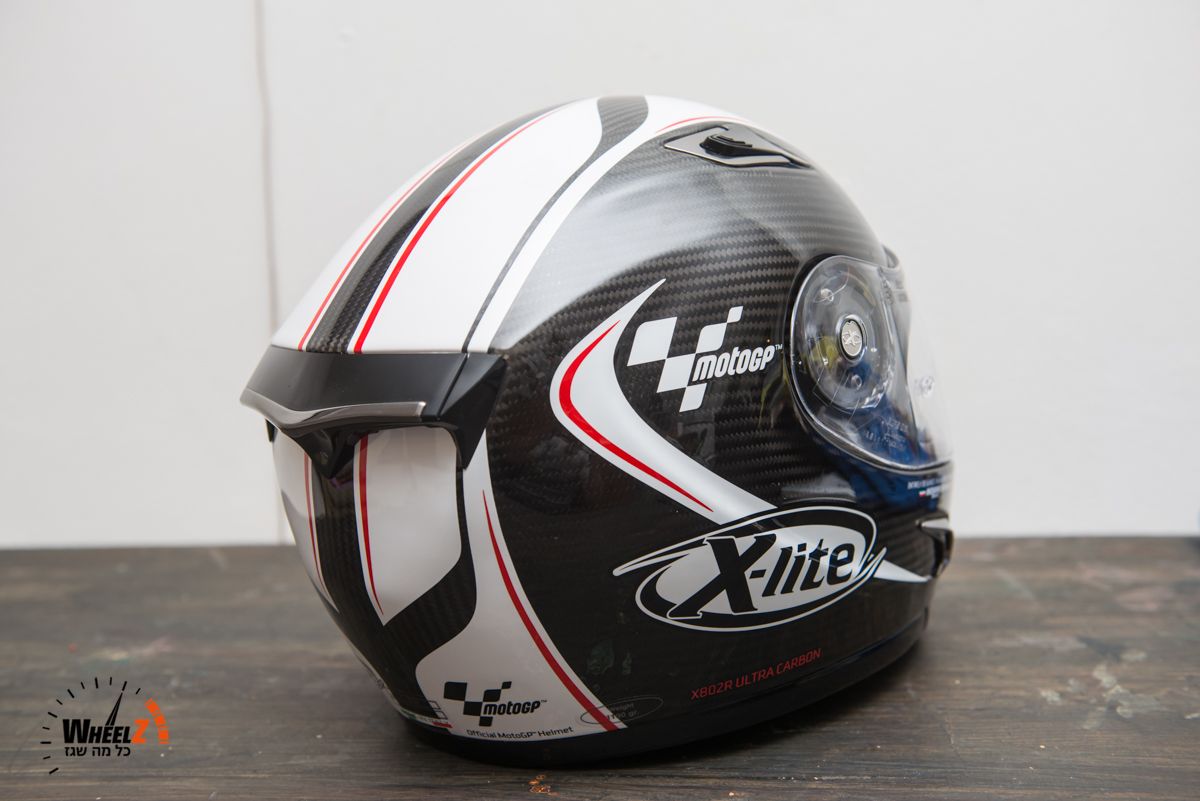 ציוד במבחן: קסדת X-lite X802R אולטרה קרבון