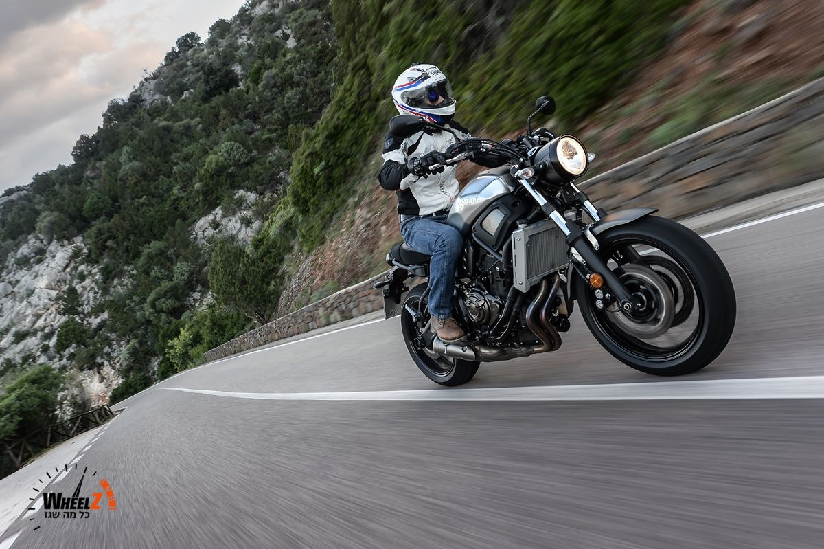 עולה חדש: ימאהה XSR700