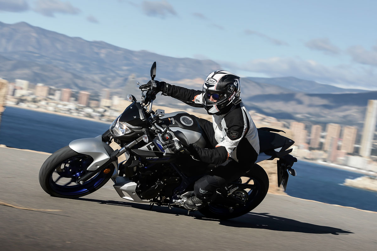 רכיבה ראשונה: ימאהה MT-03