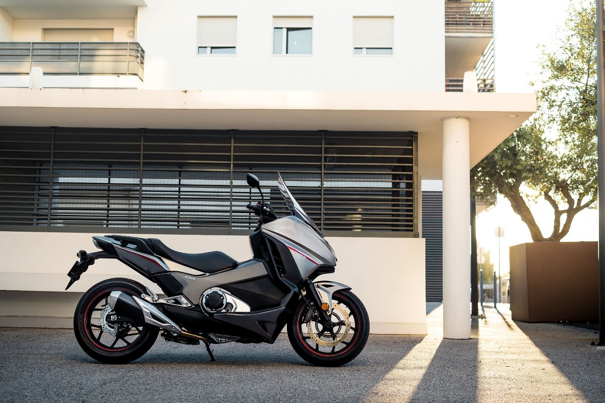 חדש בארץ: הונדה אינטגרה 750