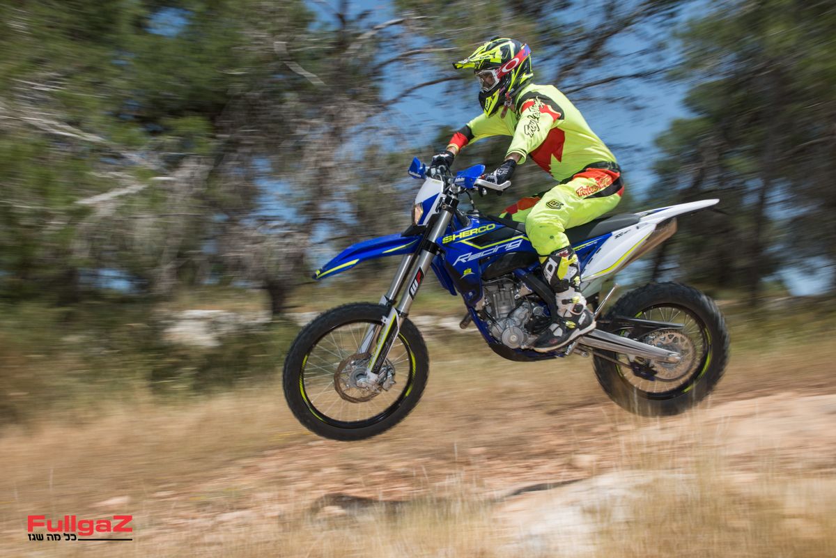 רכיבה ראשונה: שרקו SEF-R300