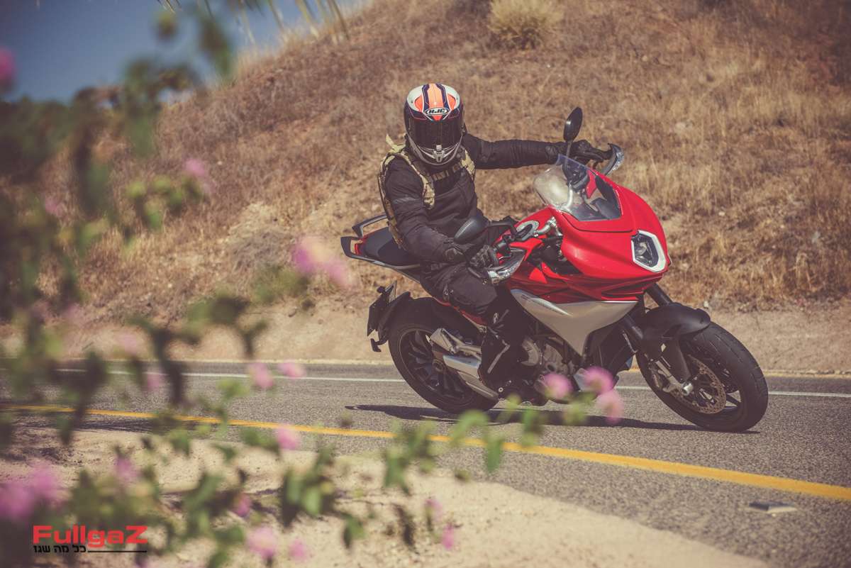 MV אגוסטה טוריזמו ולוצ'ה במבחן – מקיאטו איטליאנו