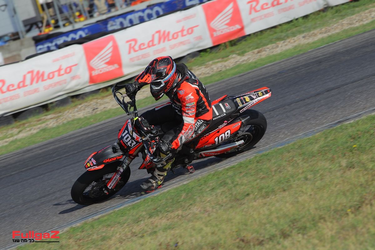 אדם מחרוק מסיים את עונת הסופרמוטו באליפות איטליה