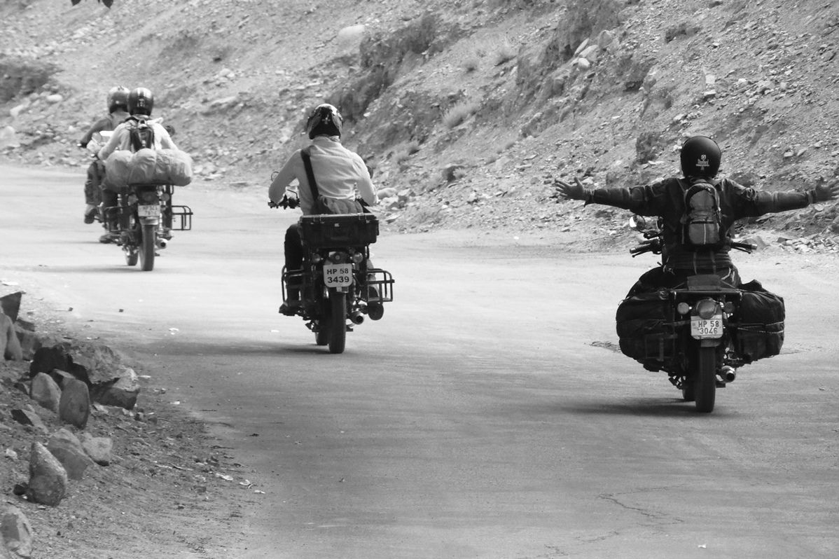 מסע אופנועים להימאליה כטיפול בפוסט טראומה