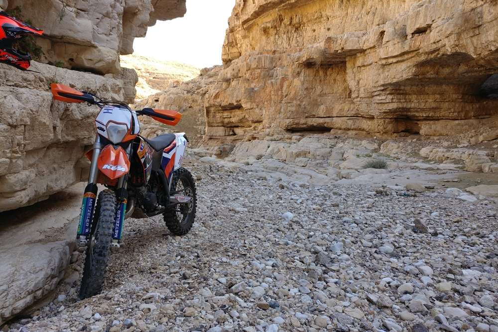 אופנועי מערכת: הק.ט.מ של אביעד חוזר לשטח