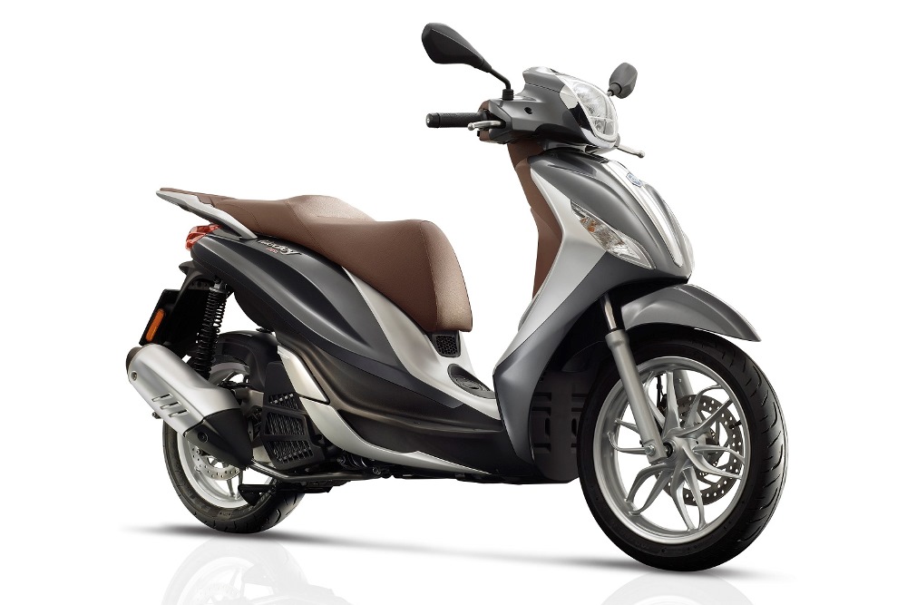 חדשים בארץ: פיאג'ו בוורלי 350 ומדלי 125