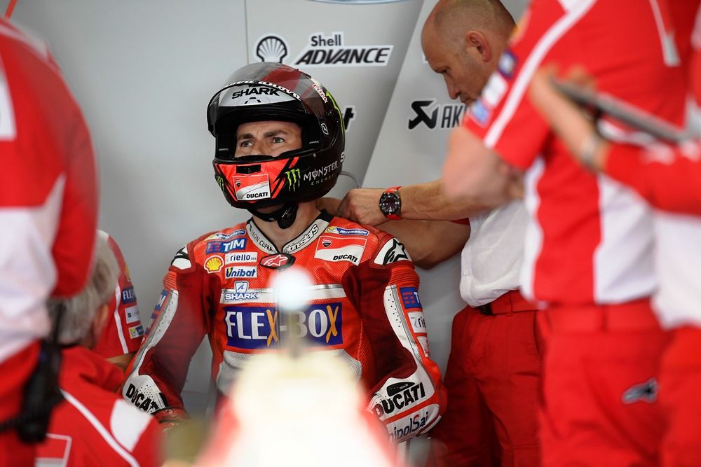 האם לורנזו ודוקאטי כבר לא?