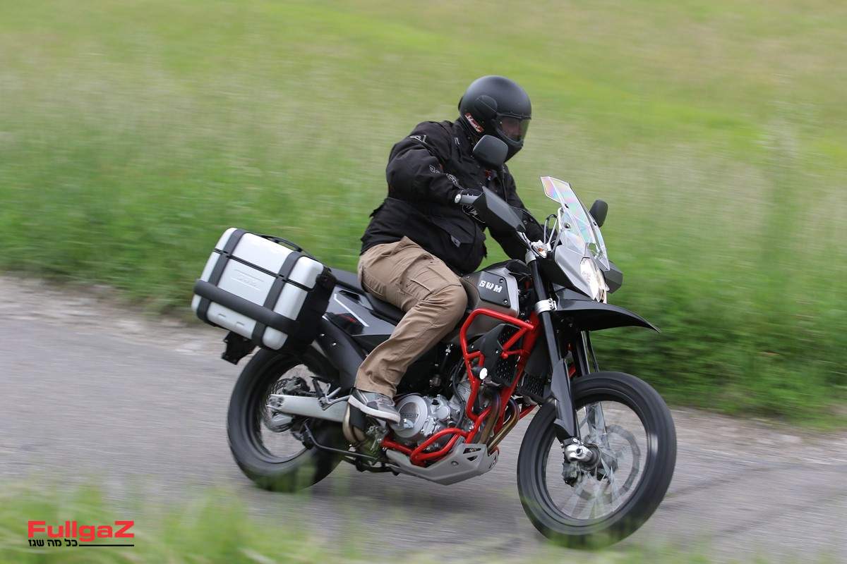 השקה עולמית: SWM SuperDual – אדוונצ'ר סינגל