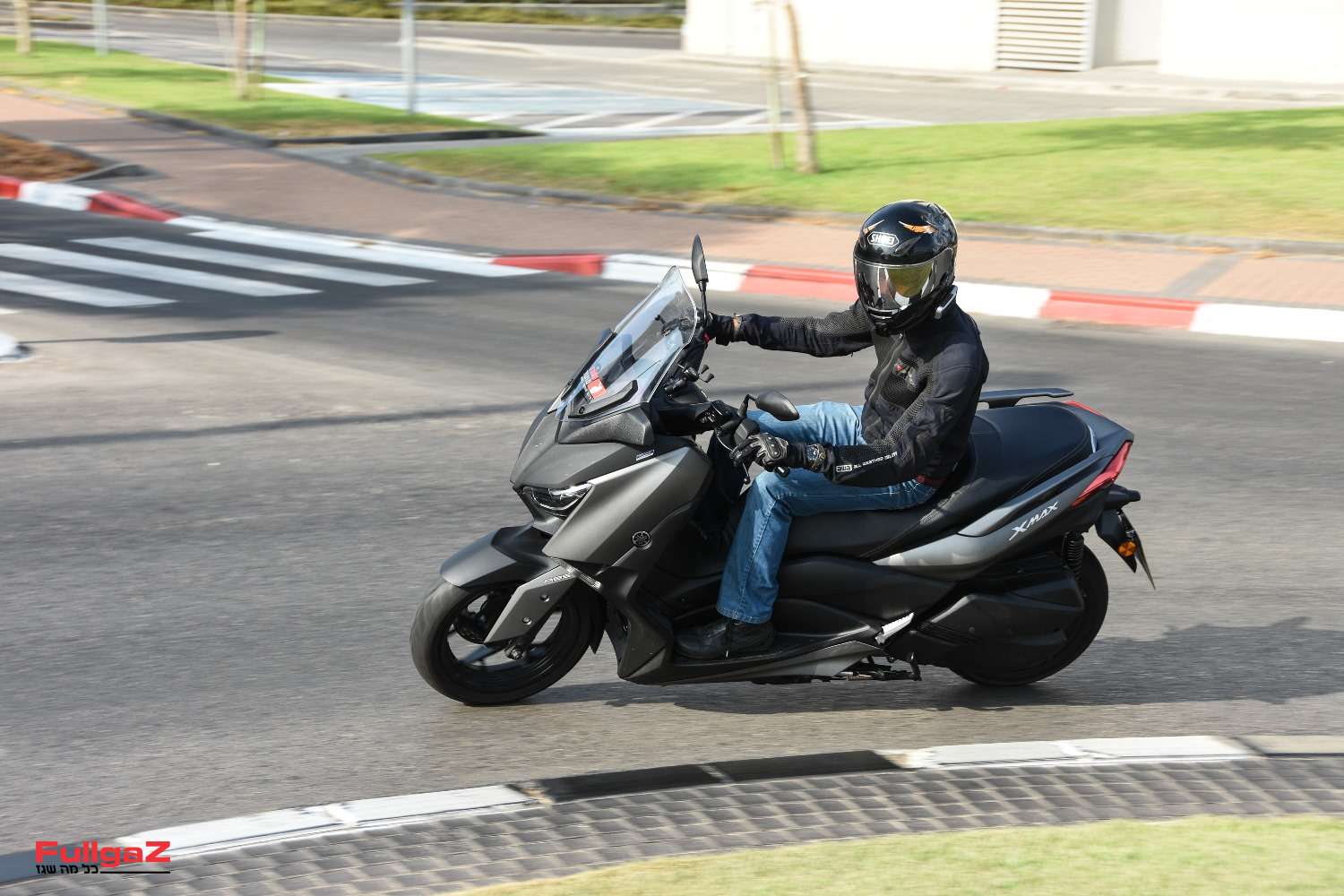 ביצועים טובים - גם על הצד