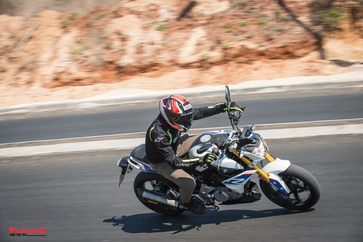 רכיבה ראשונה: ב.מ.וו G 310 R