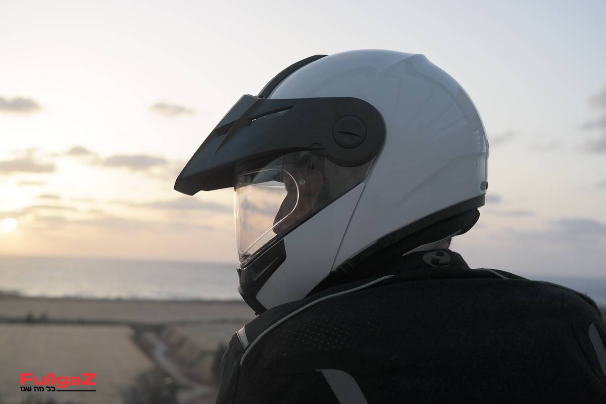 שוברט מורידה מחירים לכל דגמי הקסדות בישראל