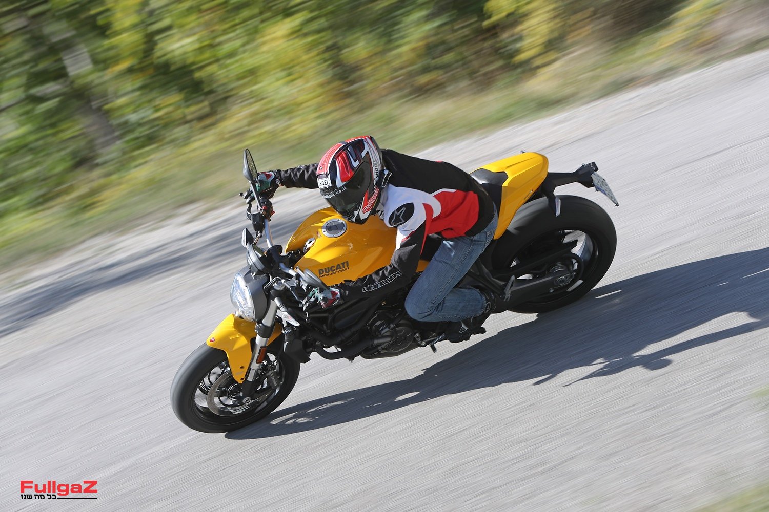 חדש בארץ: דוקאטי מונסטר 821