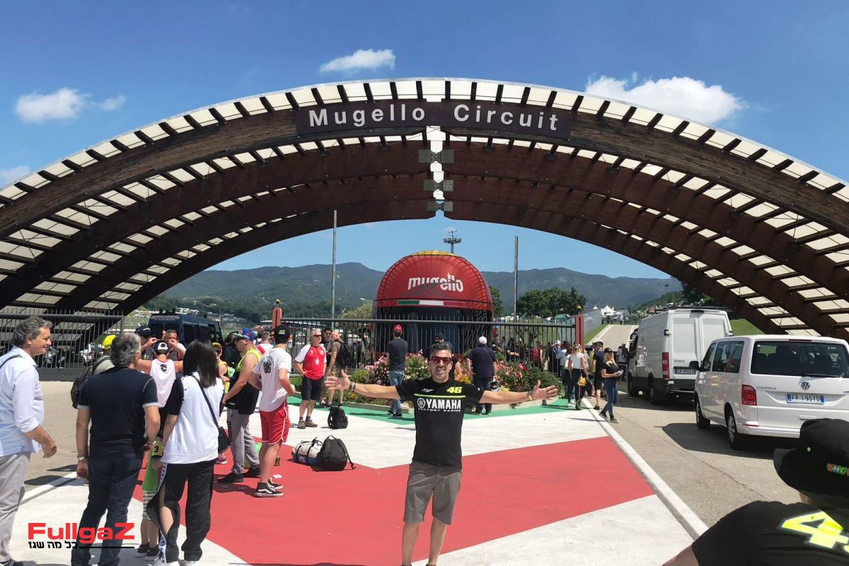 בפאדוק של ה-MotoGP במוג'לו