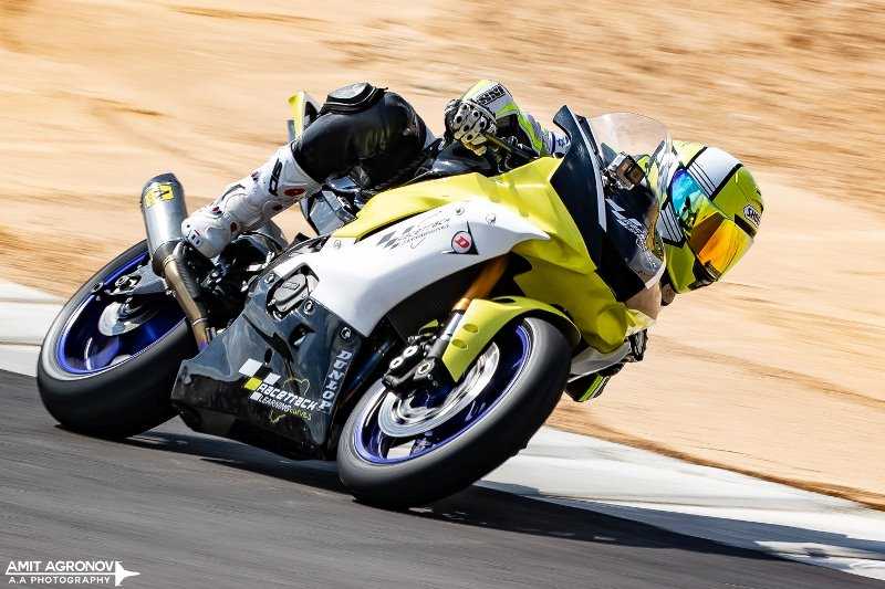 קורס יסודות רכיבת המסלול עם רייסטראק