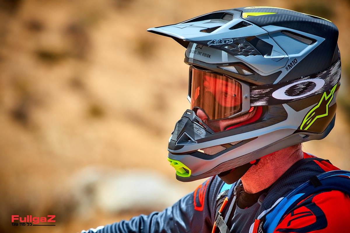 ציוד במבחן: קסדת אלפינסטארס סופרטק M10