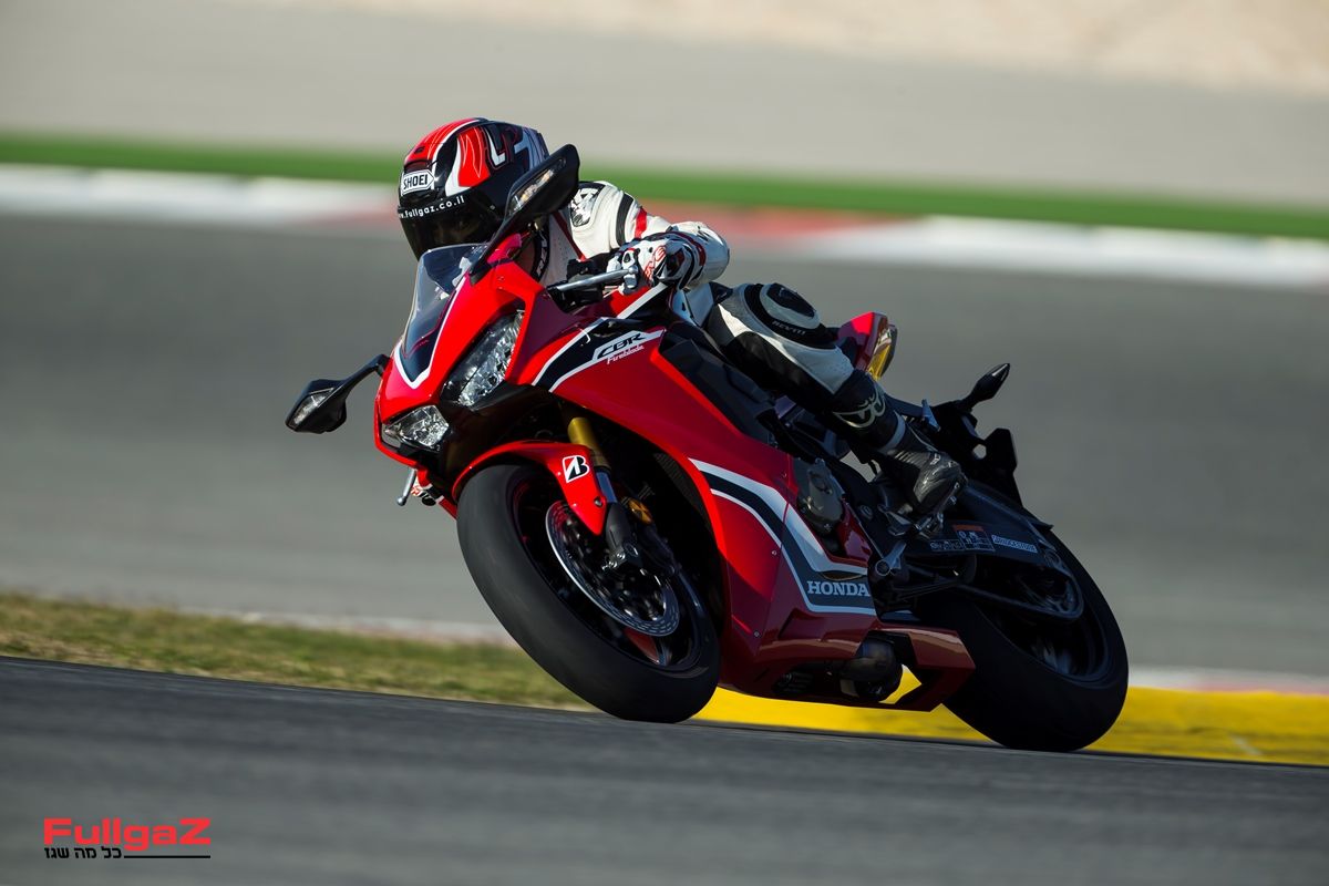 הונדה: בקרוב VTEC חדש לפיירבלייד