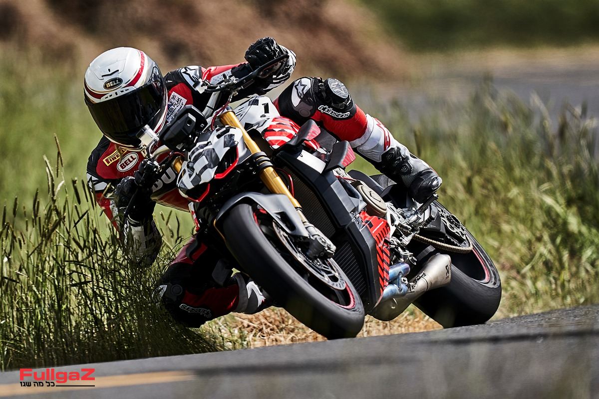 צפו: דוקאטי סטריטפייטר V4 באקשן!