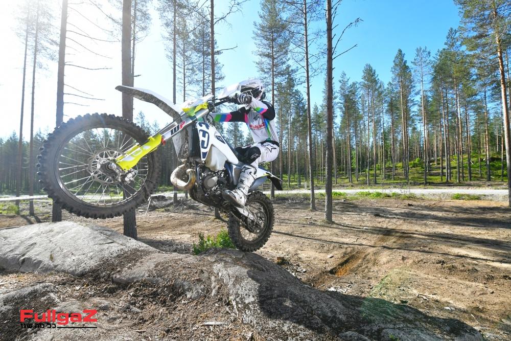 רכיבה ראשונה: הוסקוורנה TE150i דגם 2020