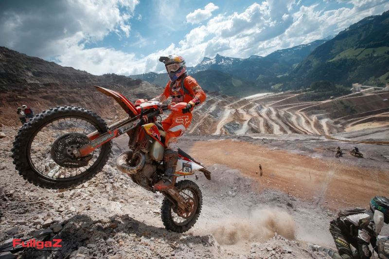 תמורות ופוליטיקה בחזית האנדורו העולמית