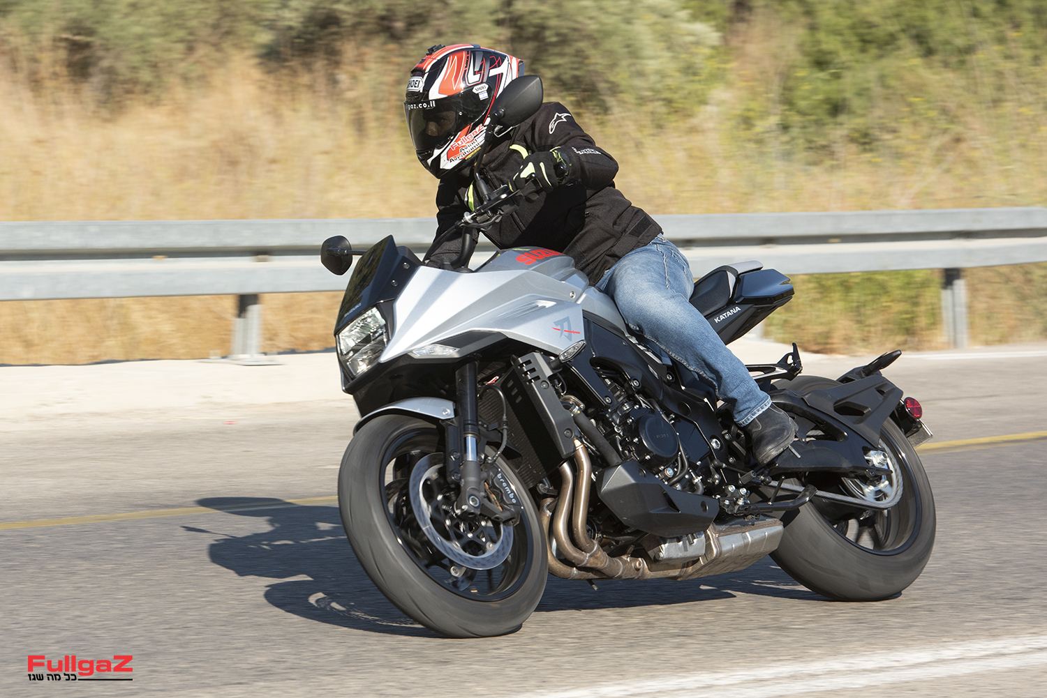 רכיבה ראשונה: סוזוקי קטאנה