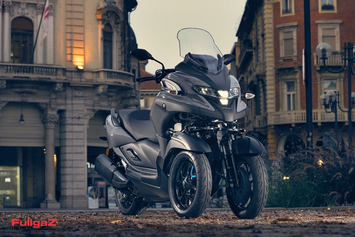 כך נראה הימאהה טריסיטי 300