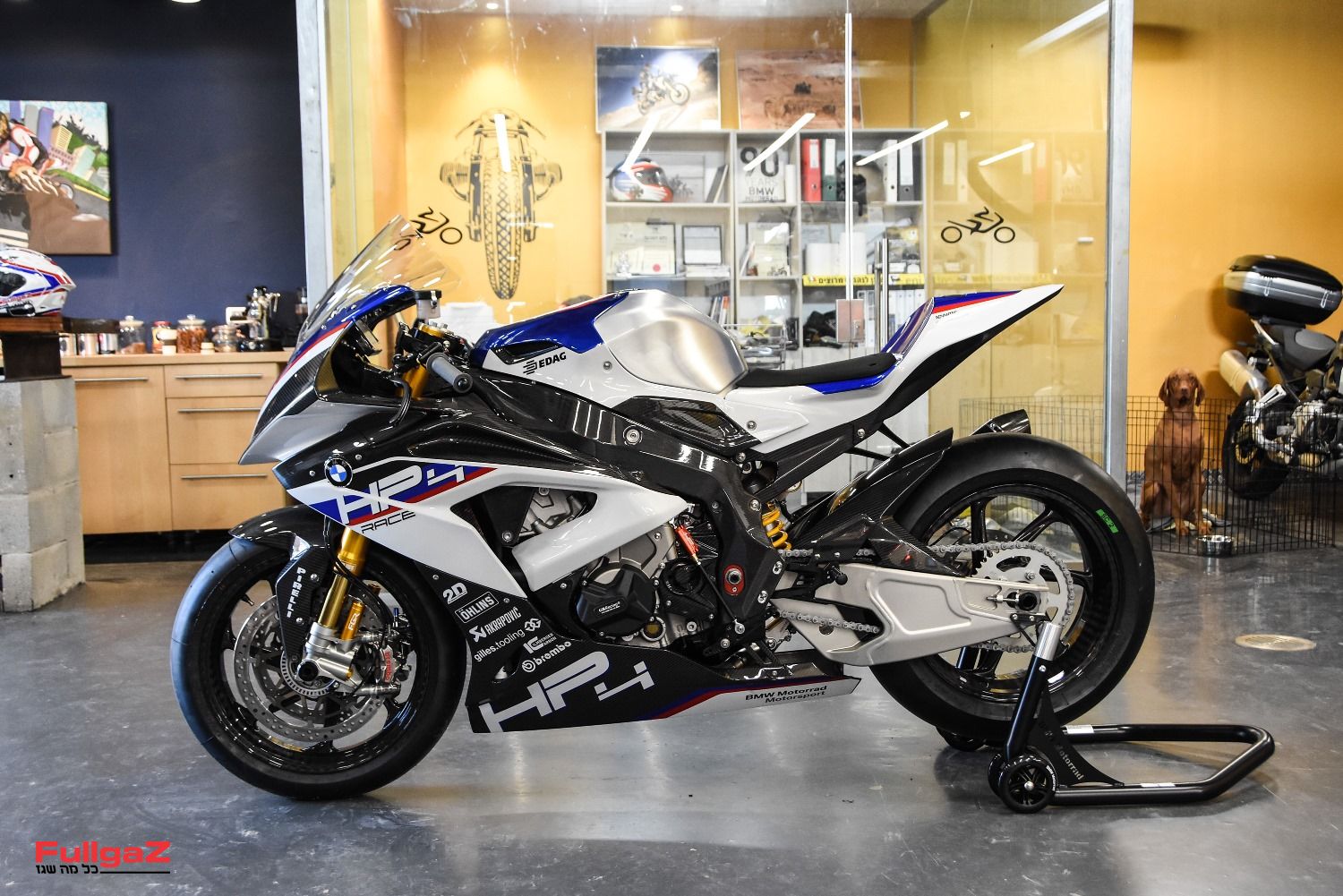 ב.מ.וו HP4 RACE בישראל!