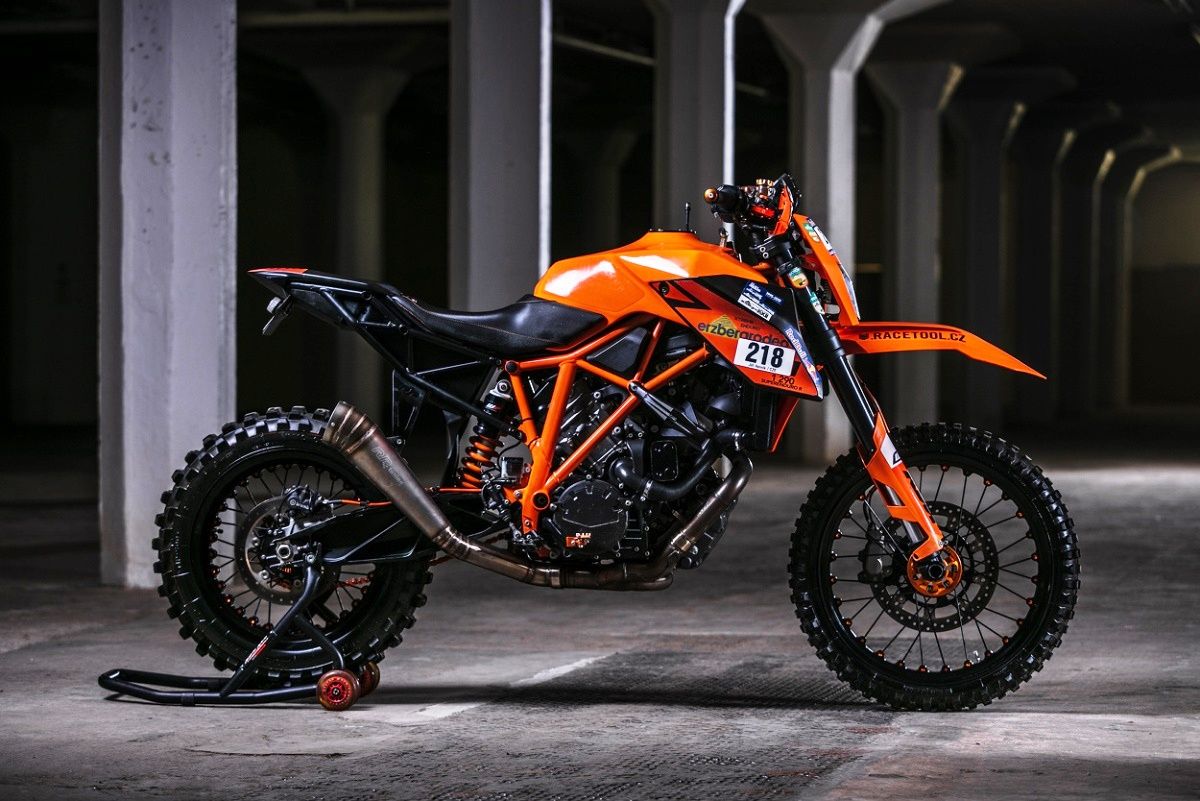 ק.ט.מ 1290 סופר אנדורו R – מה לא ברור?