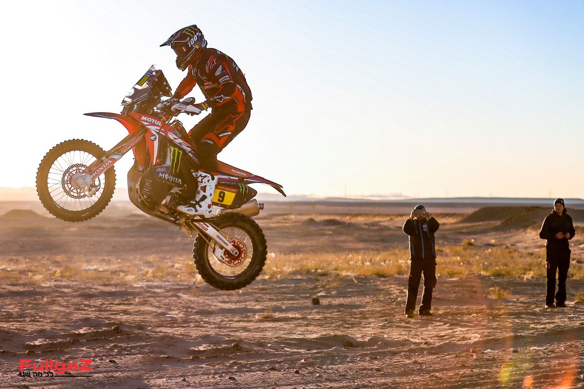 דקאר 2020: הונדה מובילה בחצי המרוץ