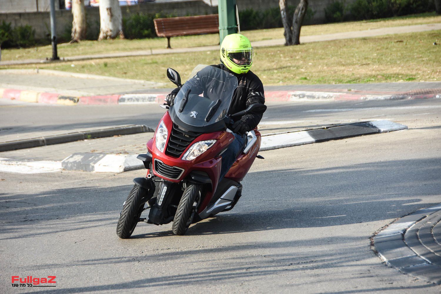 מנוע מצוין, מערכת מתלה קדמי ייחודית