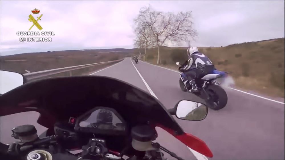 בספרד: עברו על החוק, העלו ליוטיוב – וחטפו