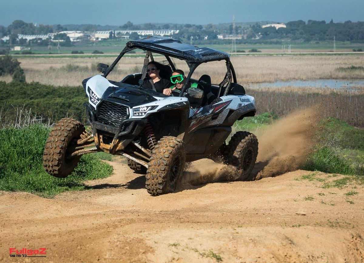 השקה מקומית: קוואסאקי TERYX KRX1000