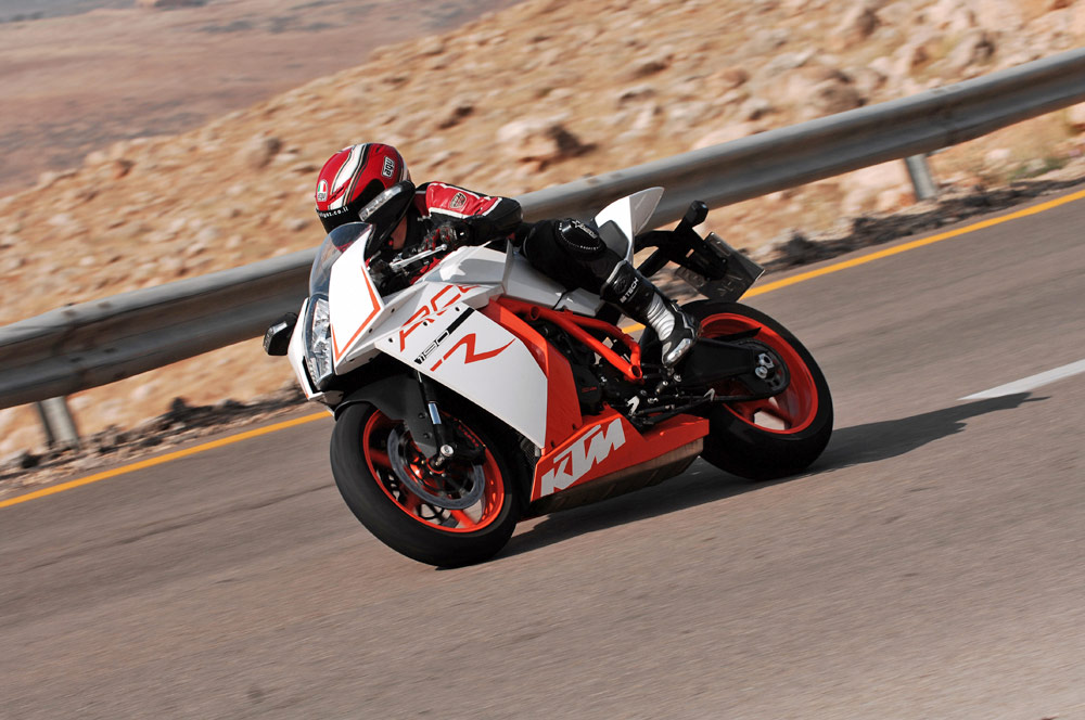 נוסטלגיה: ק.ט.מ RC8R