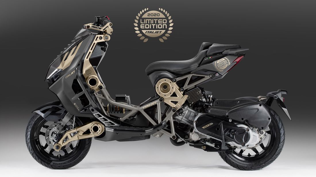 איטלג'ט דראגסטר: נמכרה המהדורה הראשונה