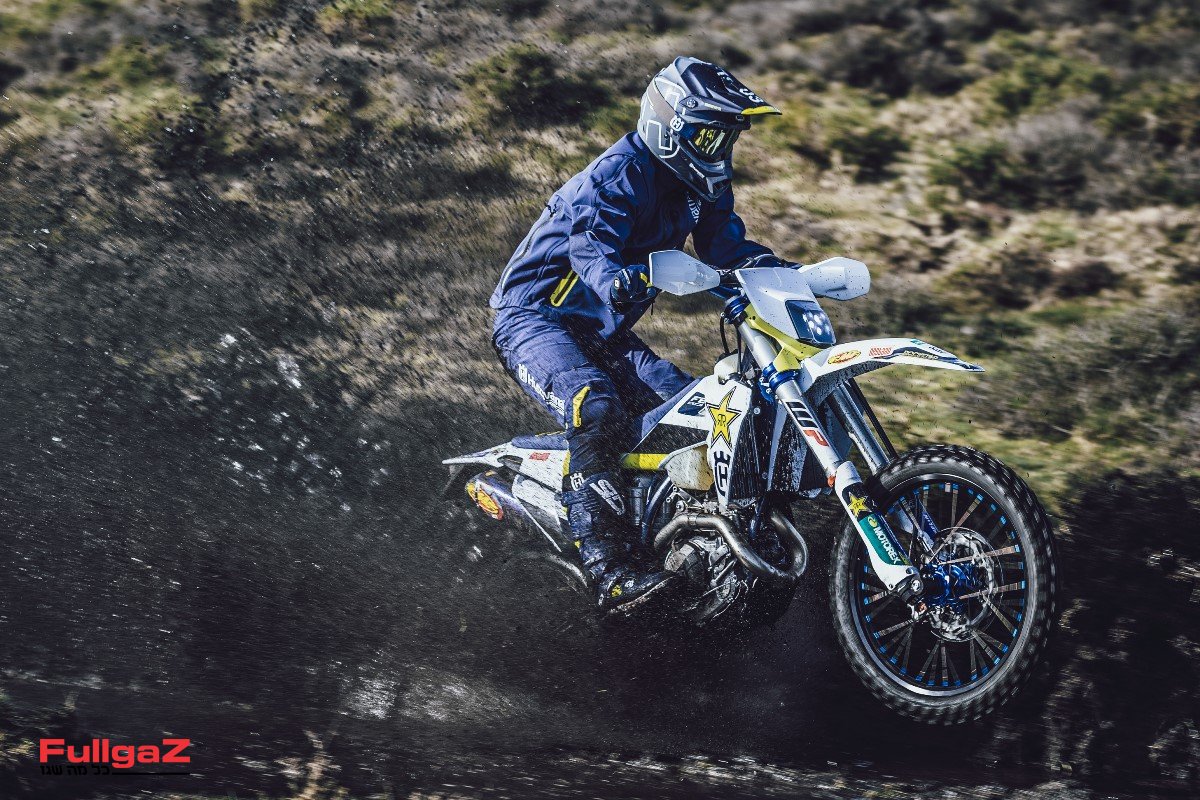 הוסקוורנה: תאורת LED לאופנועי האנדורו