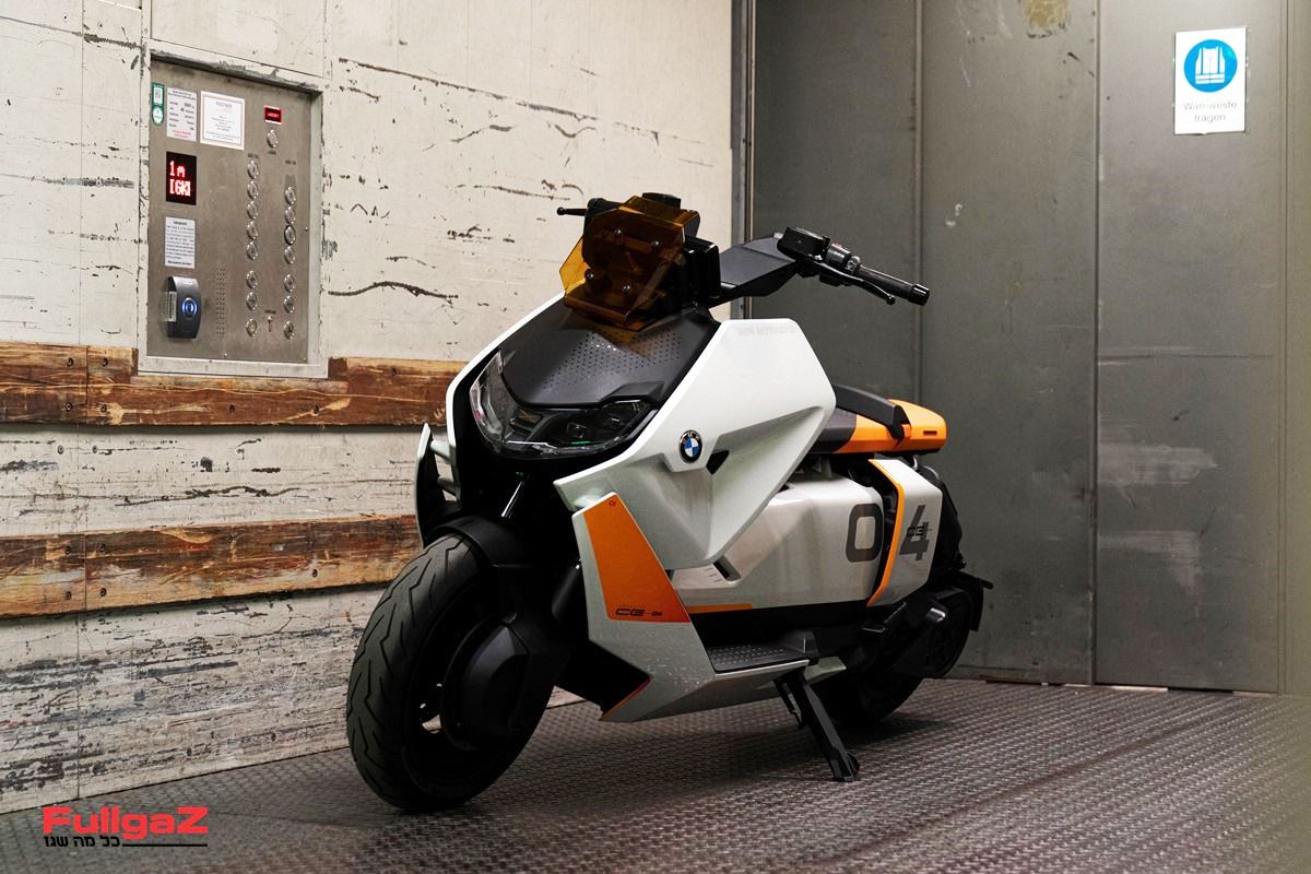 העתיד החשמלי של ב.מ.וו: Definition CE 04 קונספט