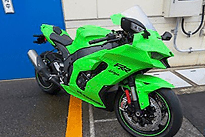 קוואסאקי: ZX-10R מחודש לשנת 2021