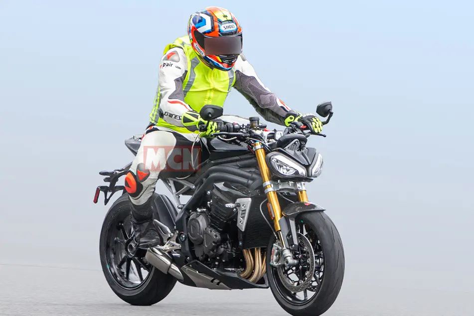 טיזר: טריומף ספיד טריפל 1200RS חדש