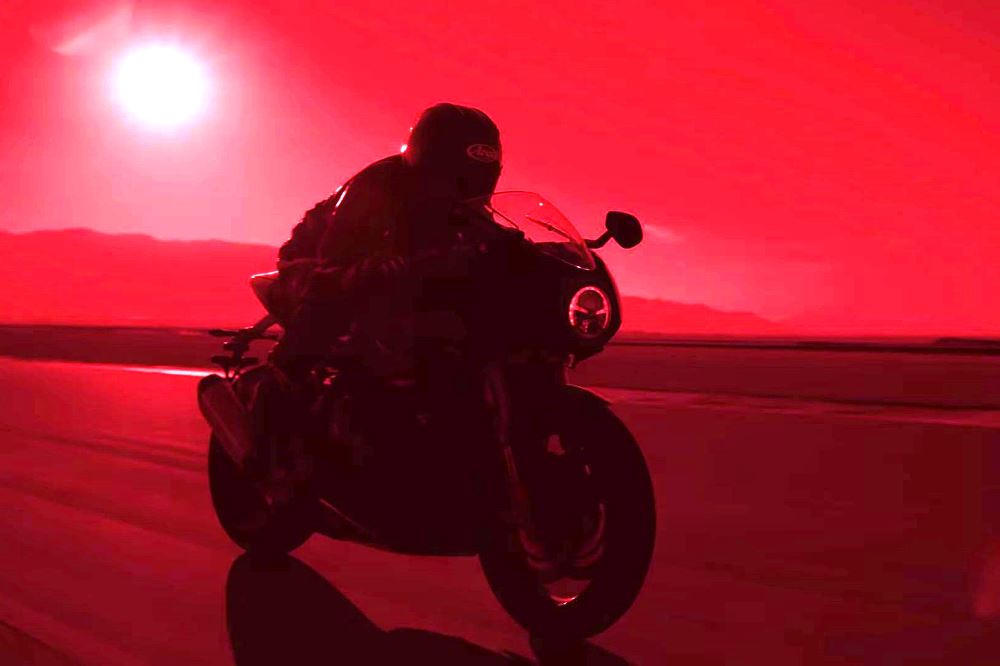 טיזר נוסף: טריומף ספיד טריפל 1200RR חדש