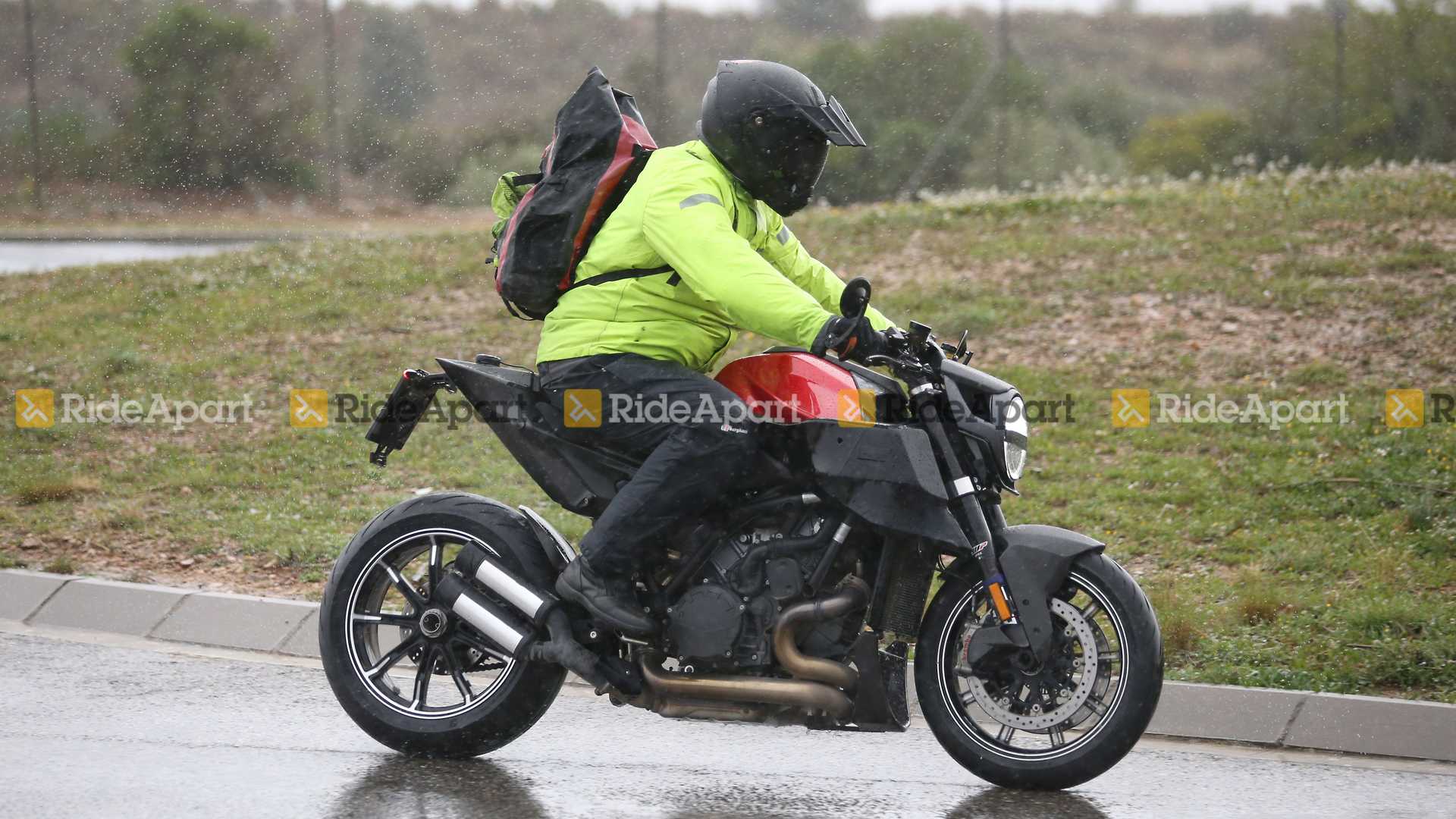 הוסקוורנה: ויטפילן 1301 בדרך