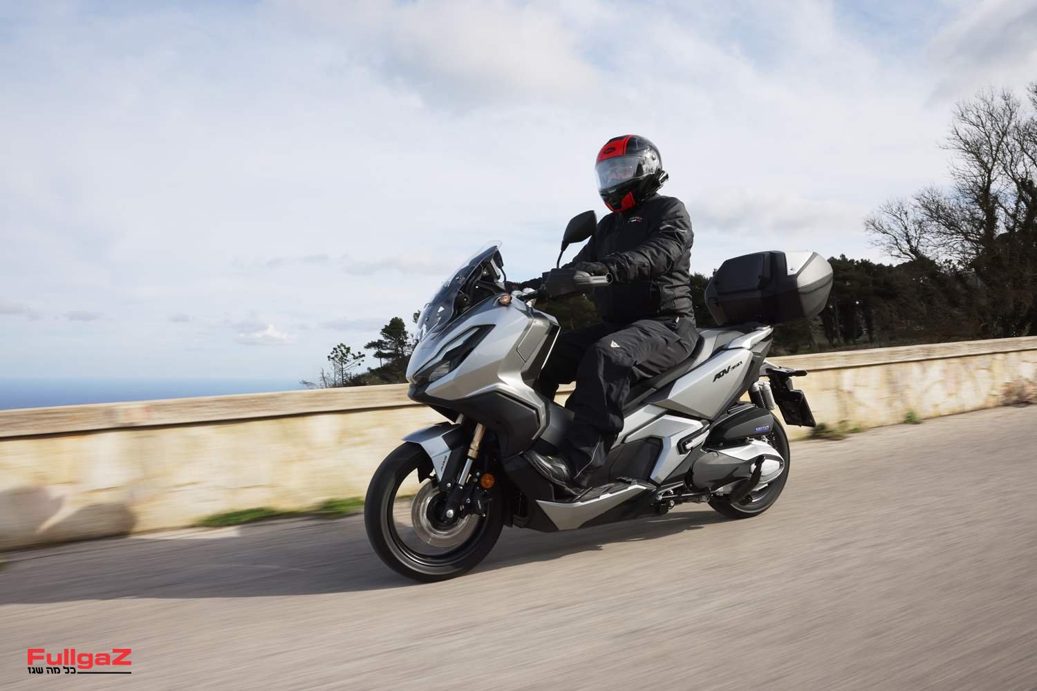 רכיבה ראשונה: הונדה ADV350 בהשקה עולמית