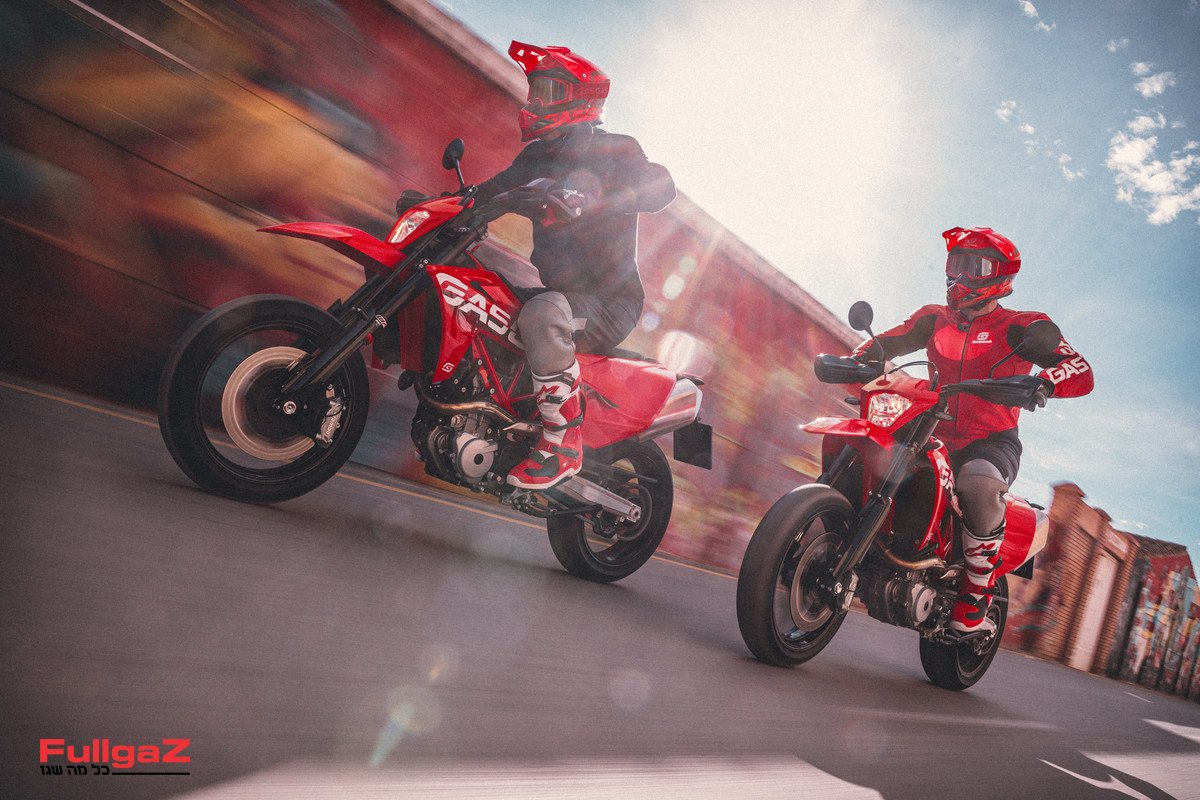 גאס גאס מציגה אנדורו וסופרמוטו 700 סמ"ק