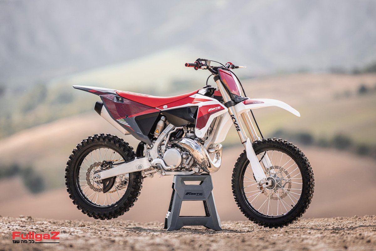 פנטיק מציגה את דגמי המוטוקרוס של 2023