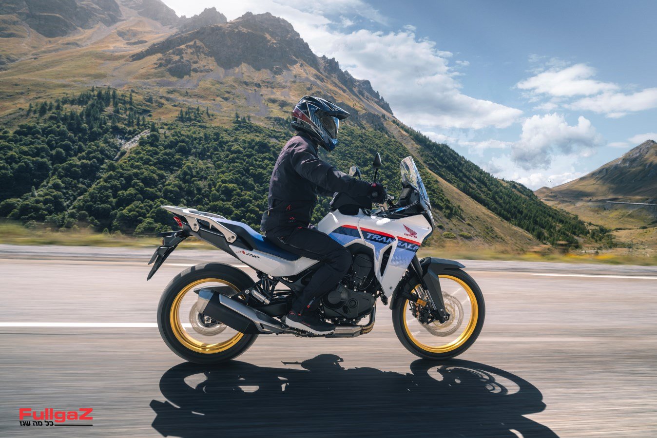 חדש בארץ: הונדה XL750 טרנסאלפ